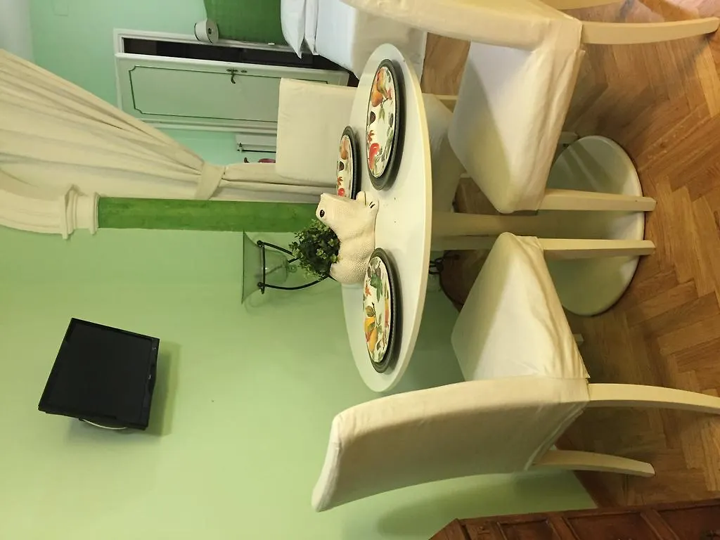Apartment Appartamento Lungarno Acciaiuoli Florence