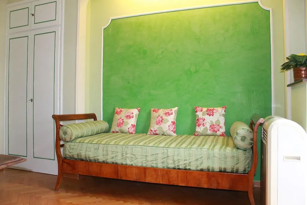 Apartment Appartamento Lungarno Acciaiuoli Florence
